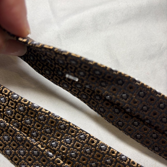 Ermenegildo Zegna Gold & Silver Metallic Geometric 100% Silk Tie Made in Italy - Picture 4 of 5
